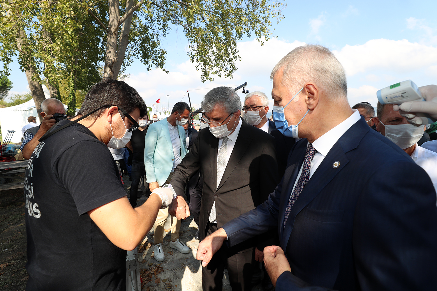 Tıp Merkezi’nin sağlık tedbirleri dikkat çekiyor