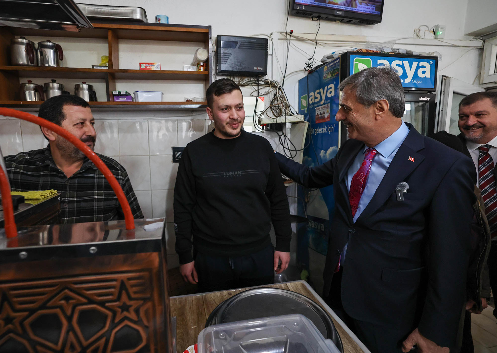 “Modern bir spor salonunu ilçemize kazandırıyoruz”