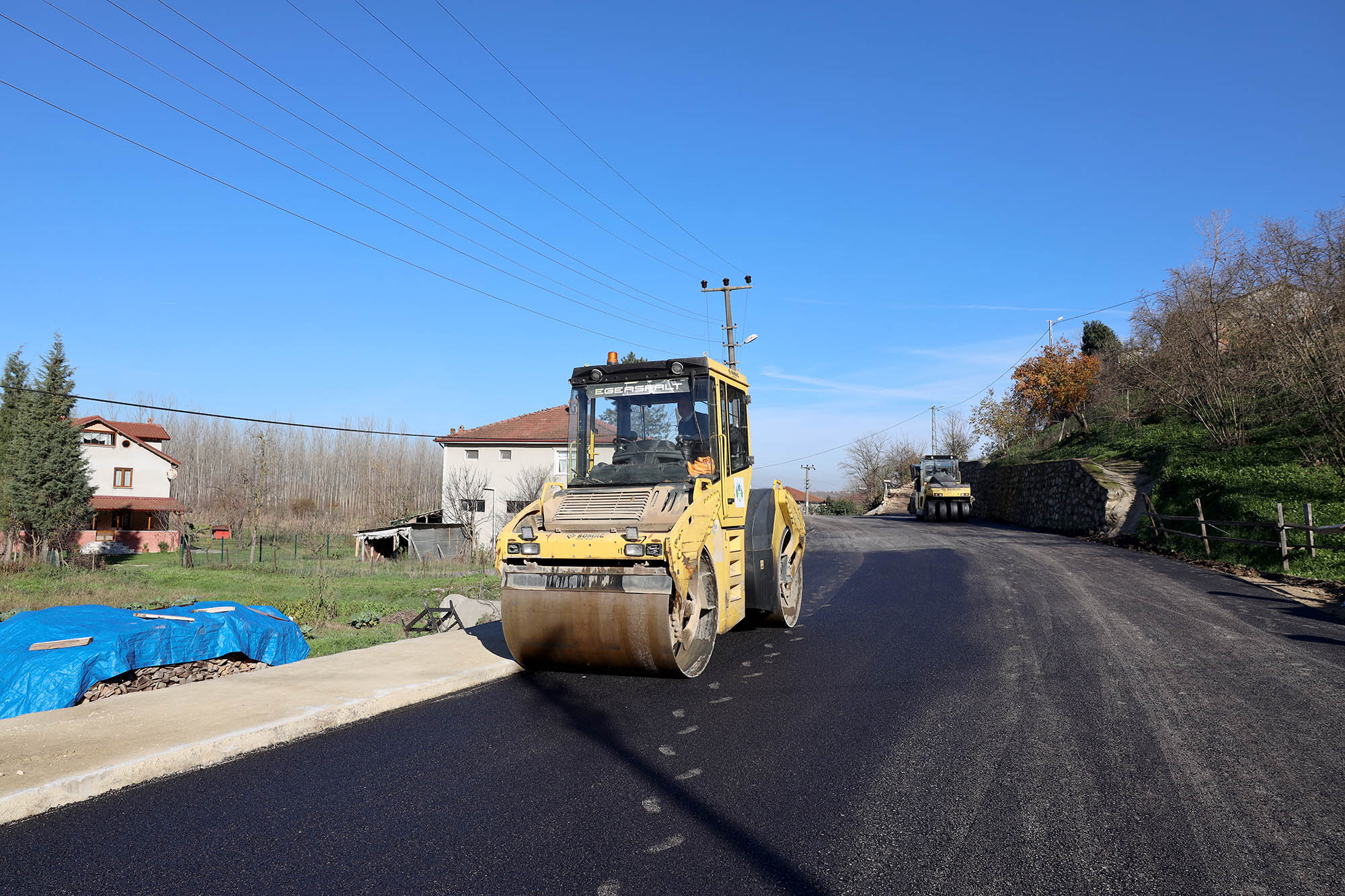 Altındere’de altyapının ardından üstyapı da yenileniyor