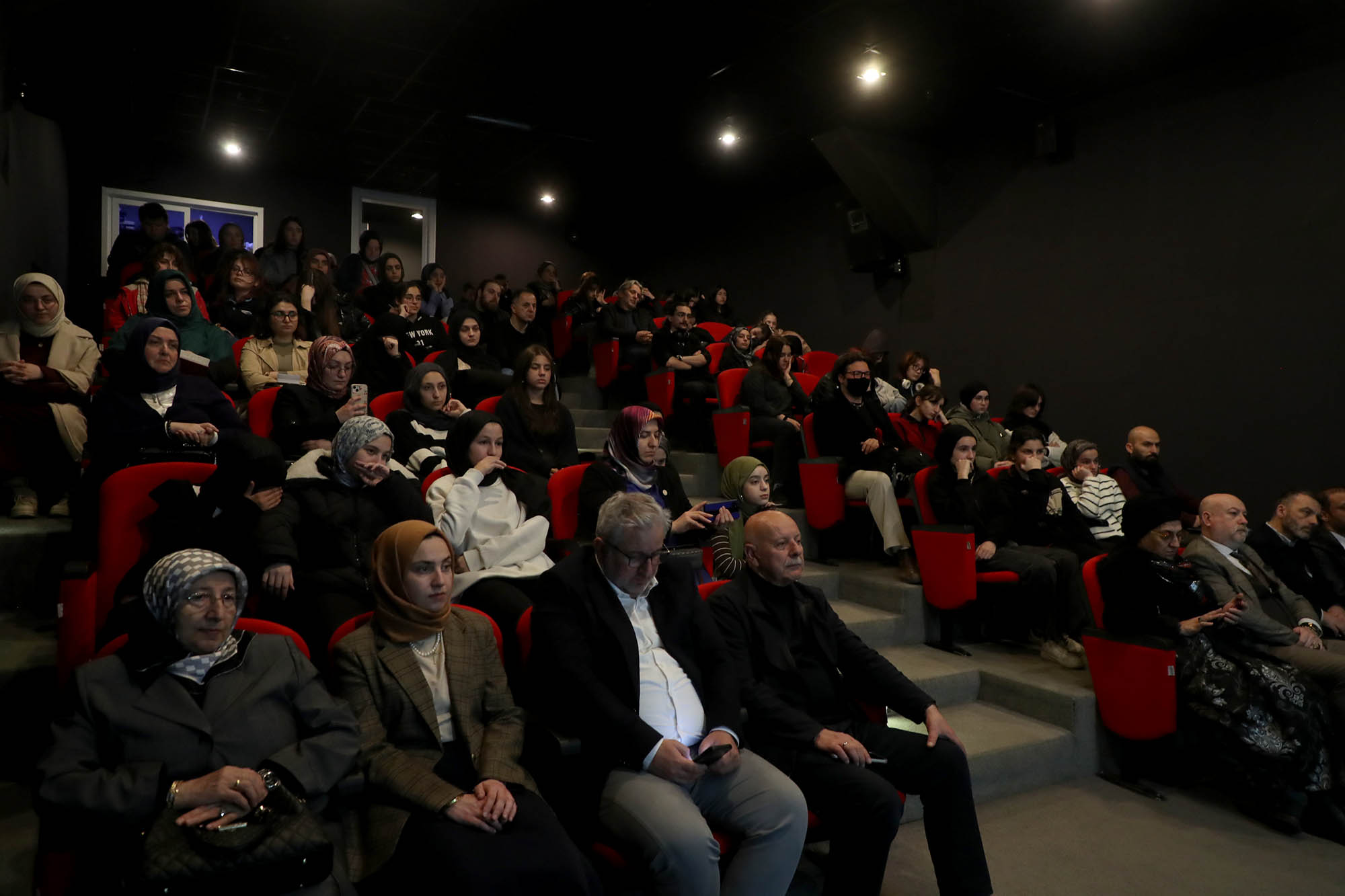 Hattat Prof. Dr. Mehmet Memiş’in anlatımıyla İstanbul Mushafı’nın eşsiz eserleri ve hat sanatı