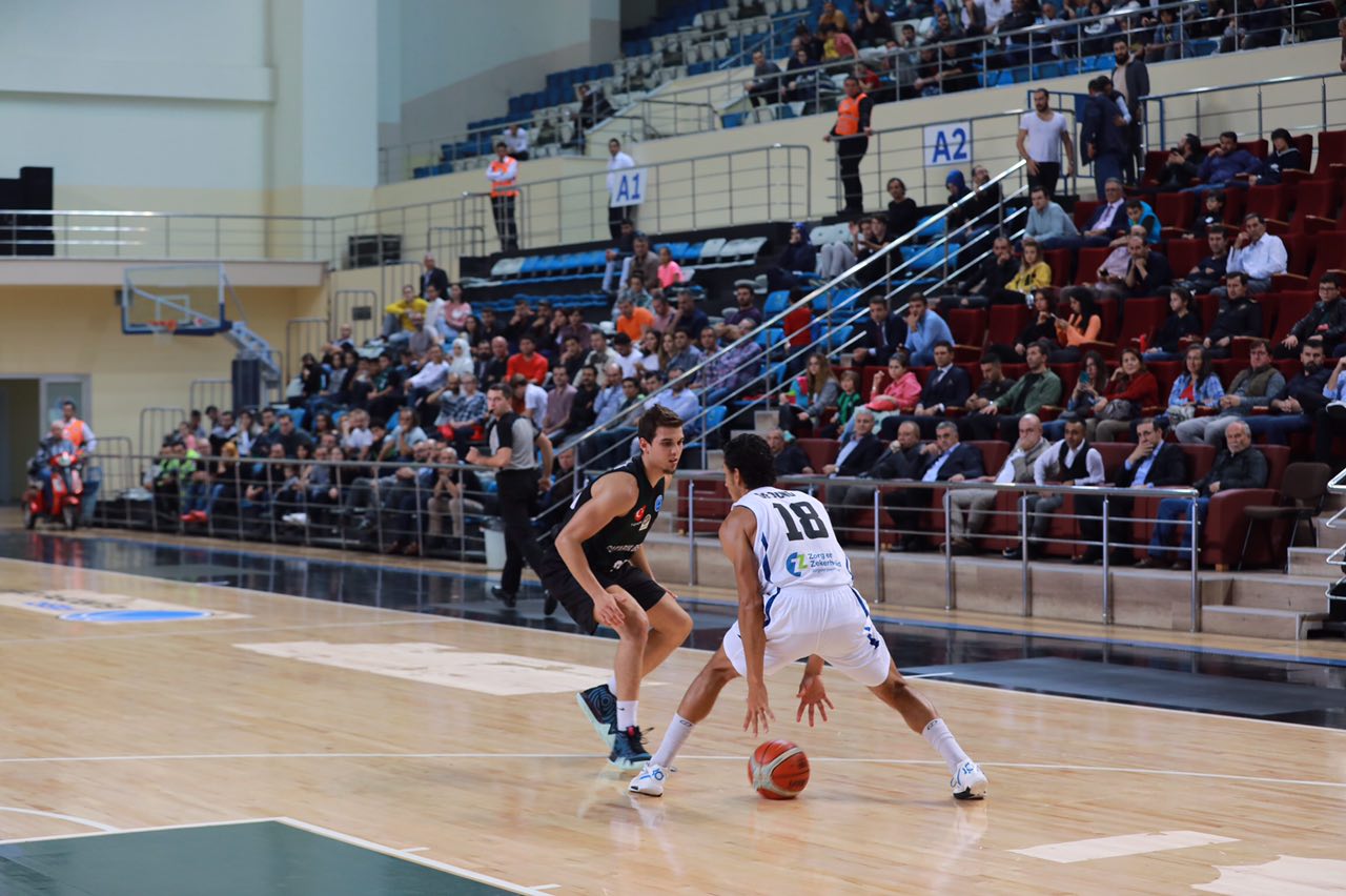 Büyükşehir Europe Cup’a mağlubiyetle başladı