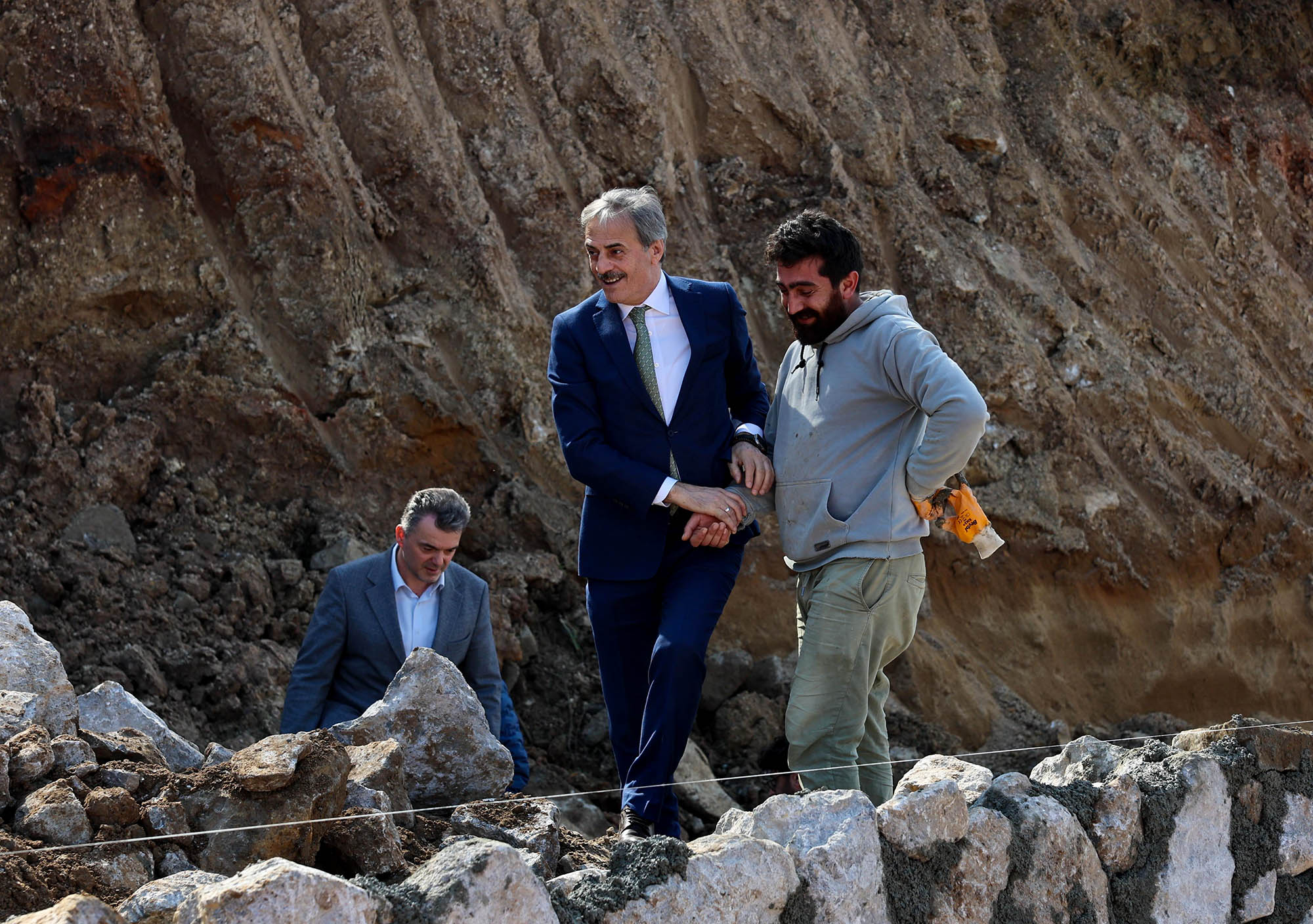 Karasu’da yeni ulaşım hamleleri: Alternatif yol, kavşak düzenleme