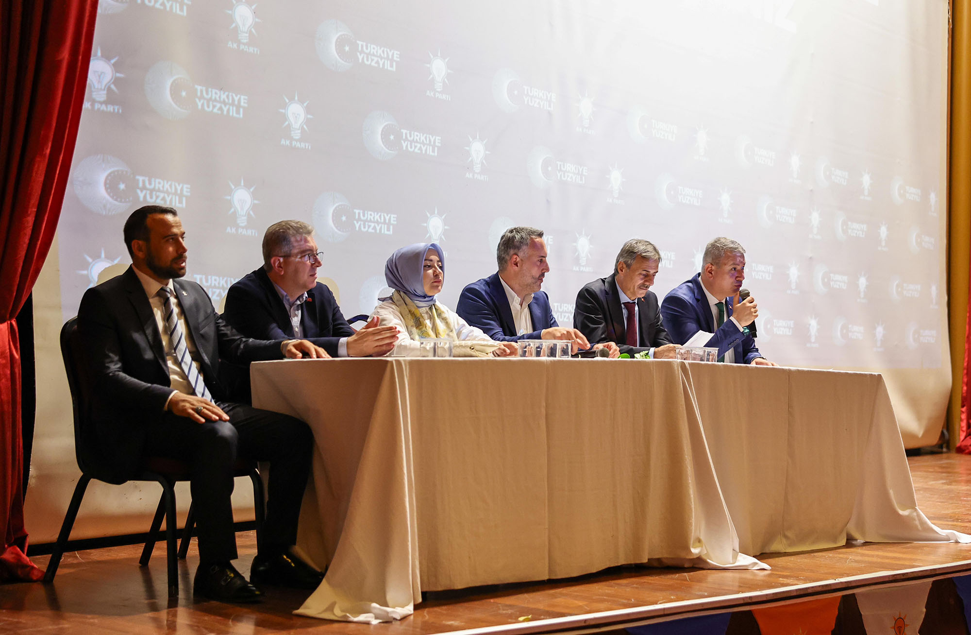 “Verdiğimiz sözleri tek tek tutuyoruz”