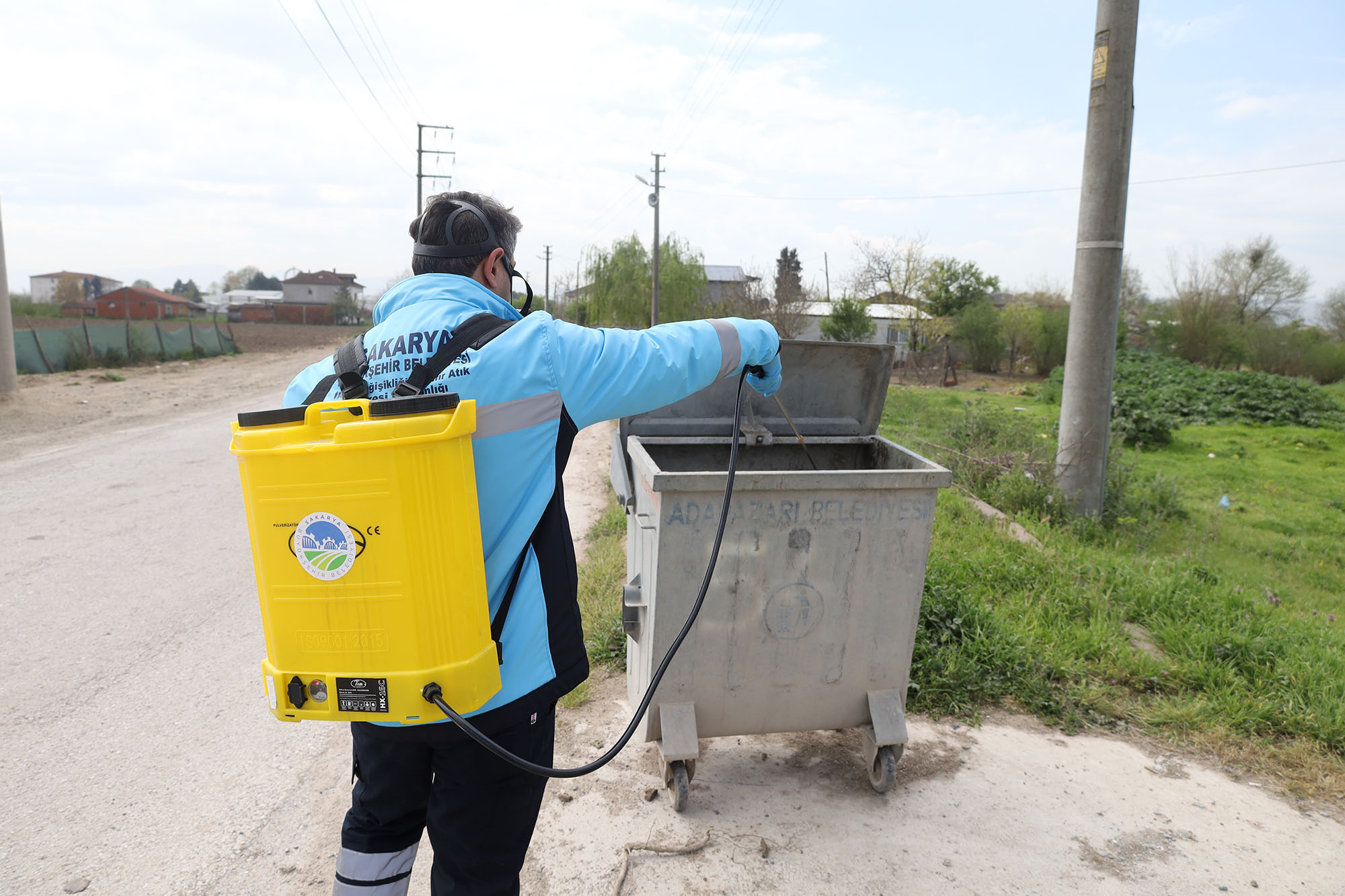Ekip sahaya indi, şehrin her ‘karışında’ mücadele başladı