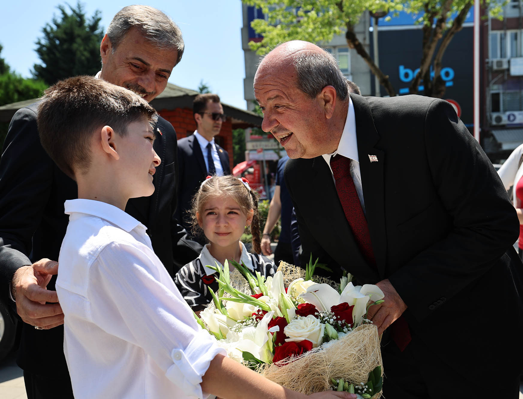 “Ülkemizin istikbali için Sakarya'nın başarısı çok önemli”