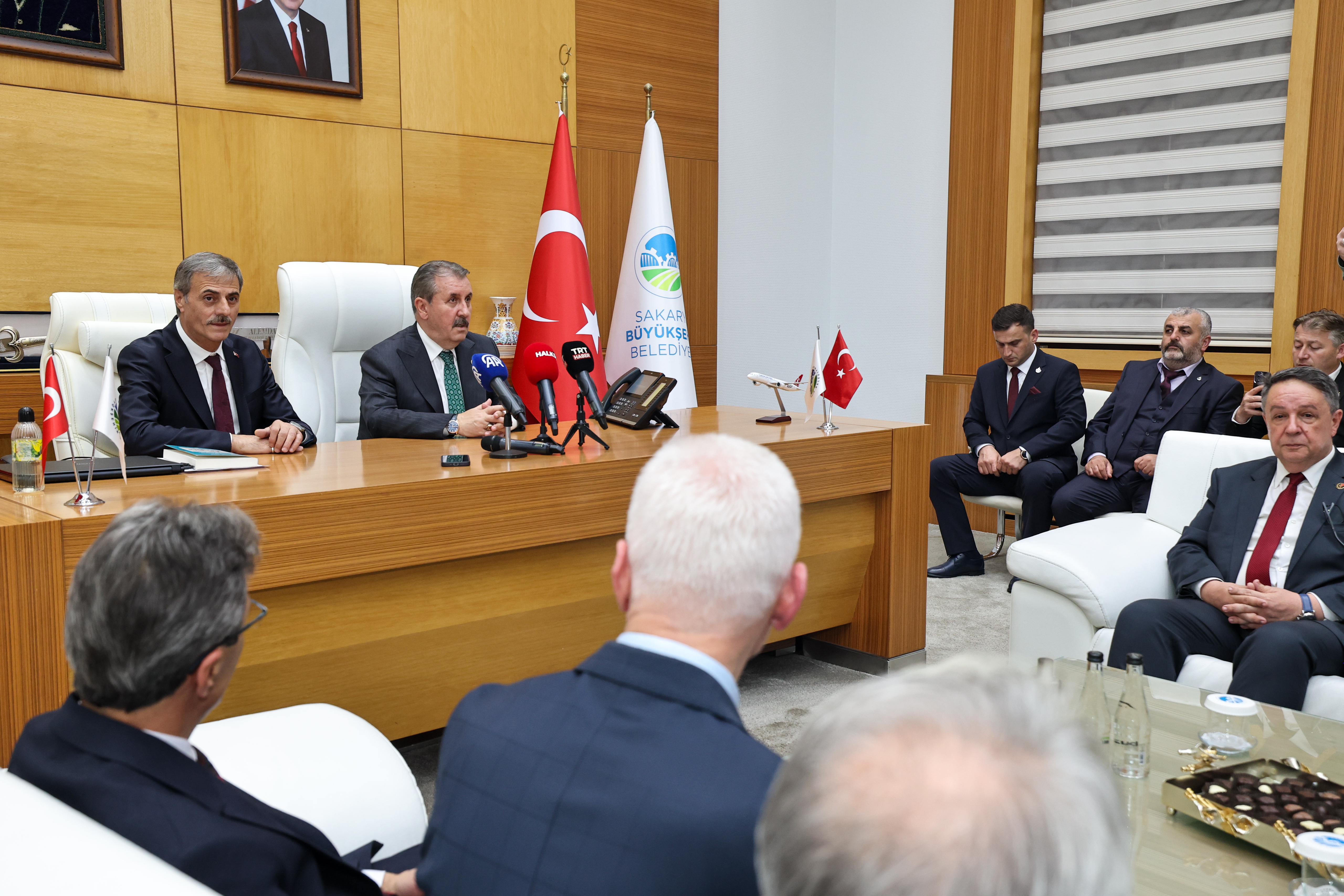 Alemdar BBP Lideri Destici'yi ağırladı: “Gayemiz hizmet, derdimiz memlekettir”