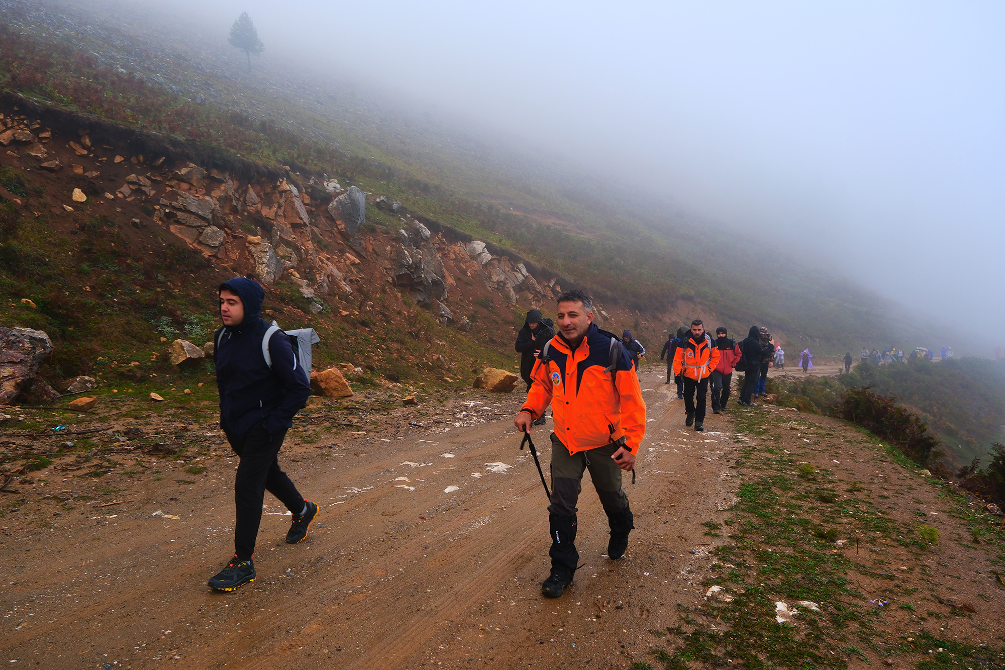 Doğaseveri büyüleyen rota: 16 kilometre boyunca hiç durmadılar… 
