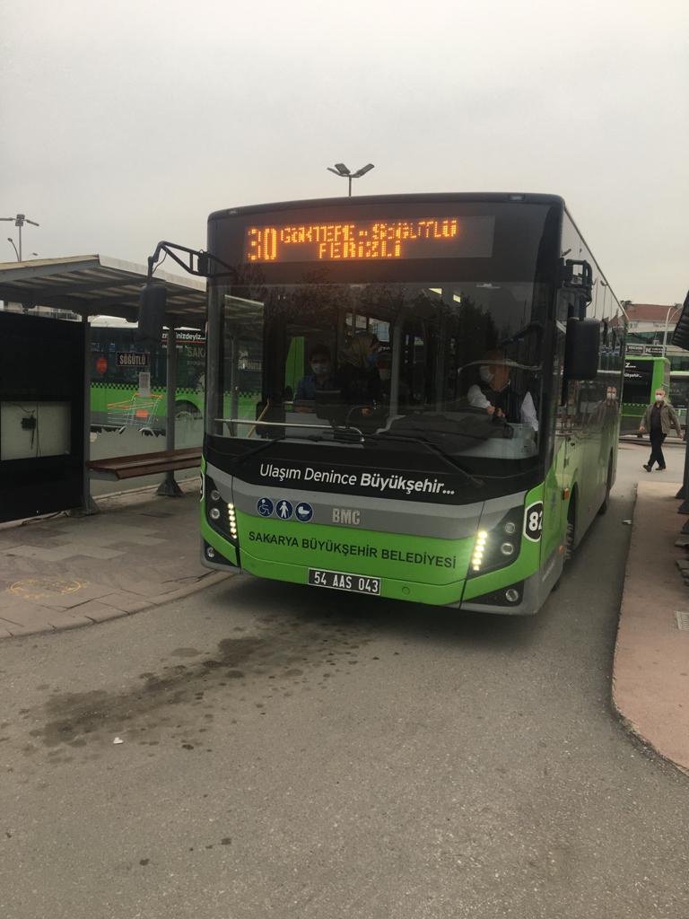 Tam kapanma döneminde Büyükşehir toplu taşıma hizmetini sürdürüyor 