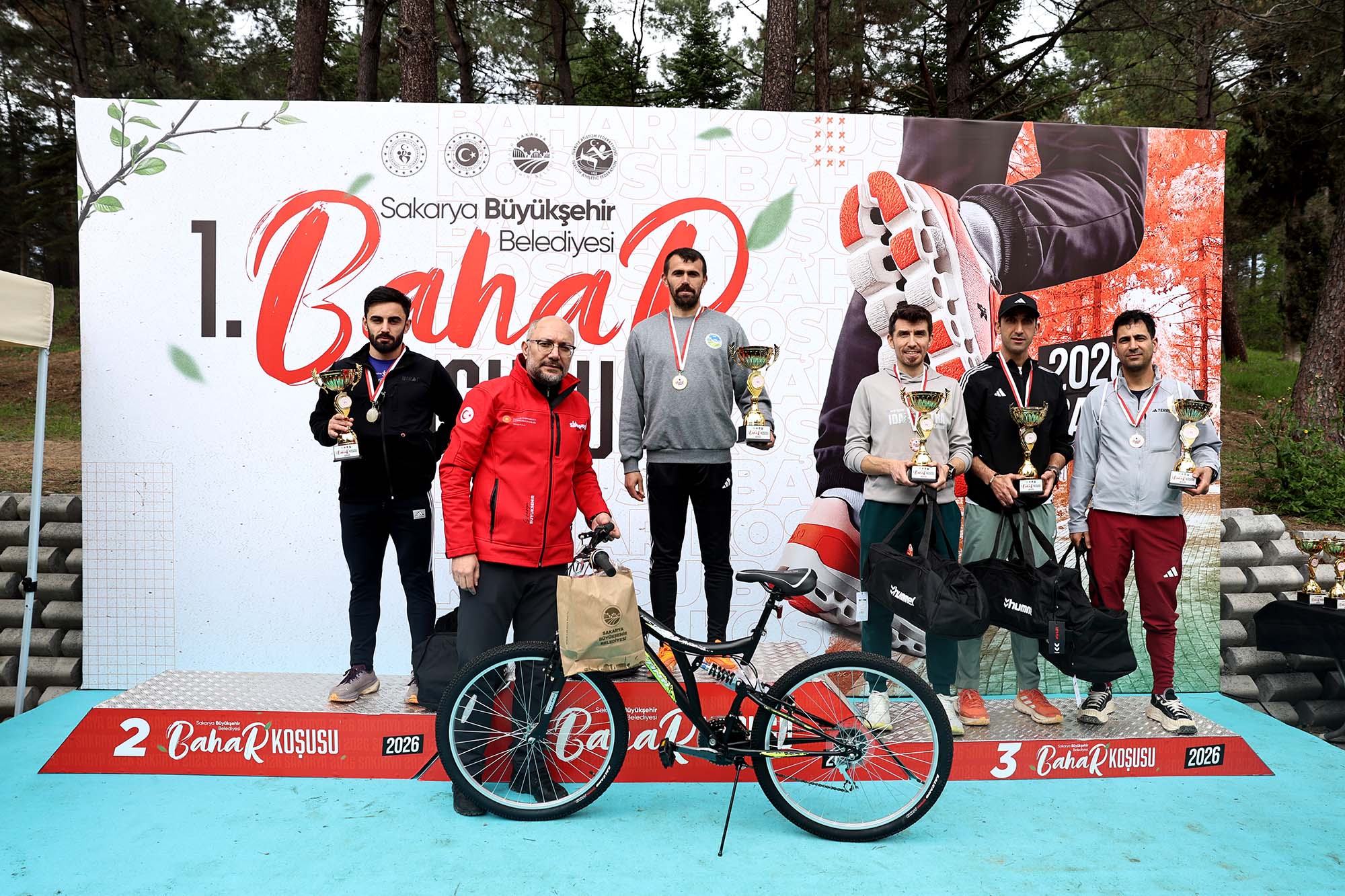 Sapanca’da Bahar Koşusu heyecanı: 700 sporcu Huzur Koridoru’nda buluştu