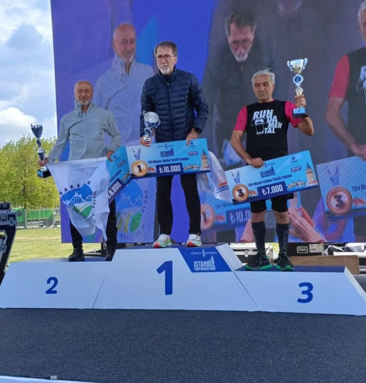 Ali Turan bir maratonda daha Sakarya’nın gururu oldu