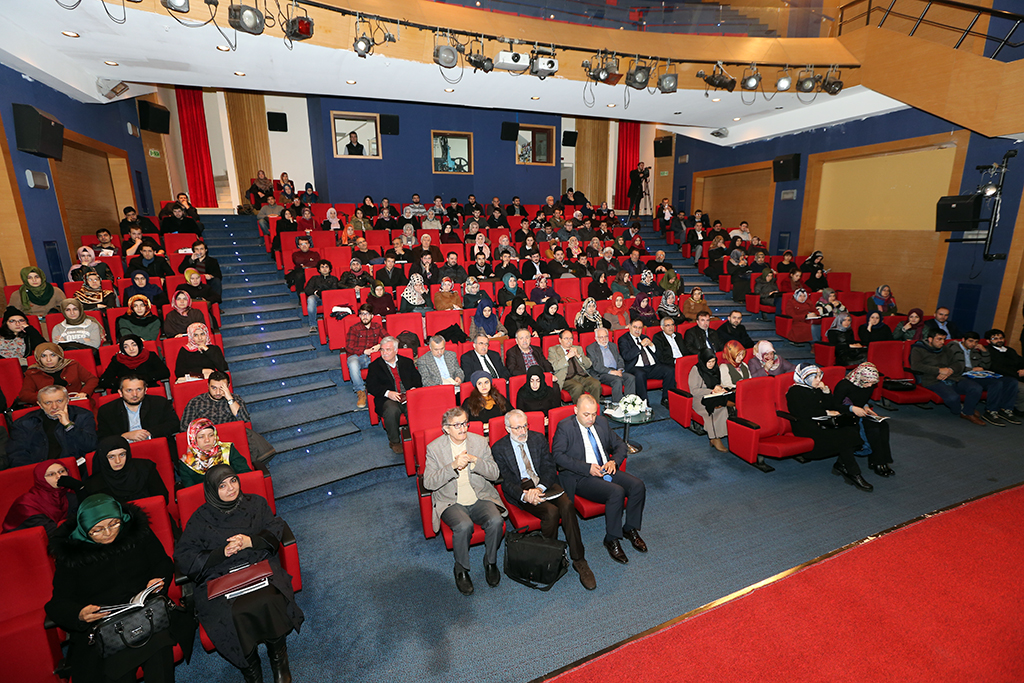 İhsan Süreyya Sırma Ümmetin Kalemidir