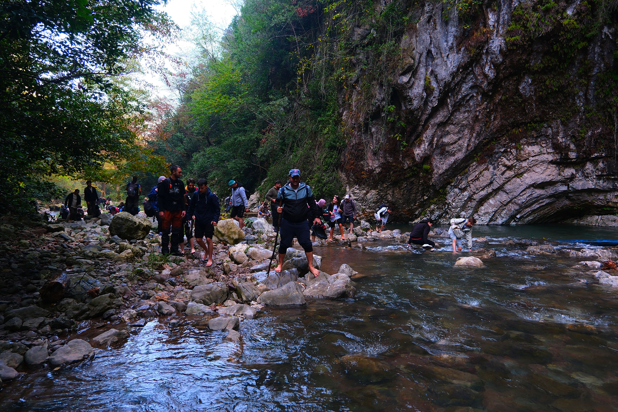 Kuzeyin tabiat harikaları arasında unutulmaz bir sonbahar yürüyüşü