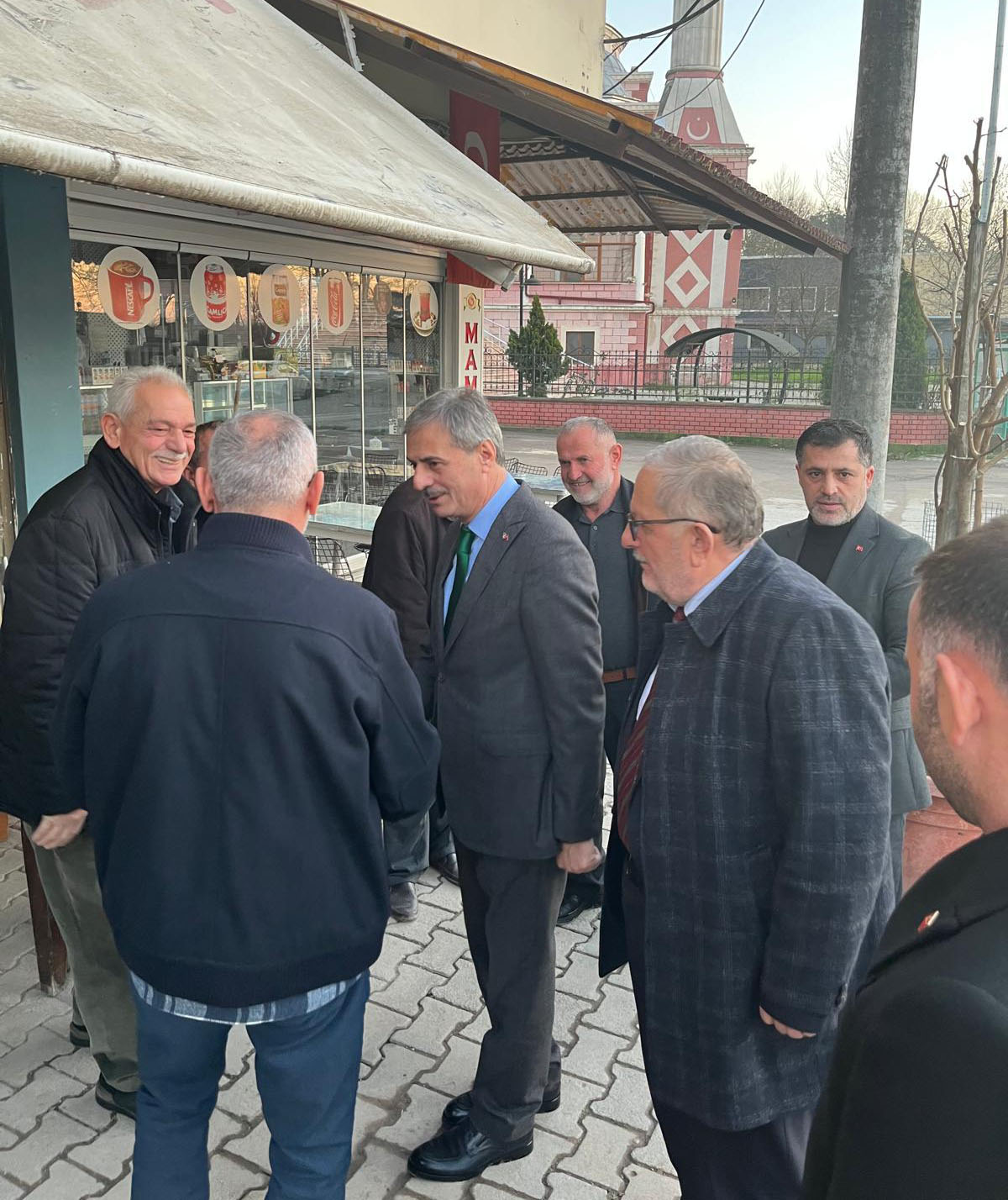 Hendek’te altyapı ve üstyapıda nice çalışmaları hayata geçirmeye devam edeceğiz