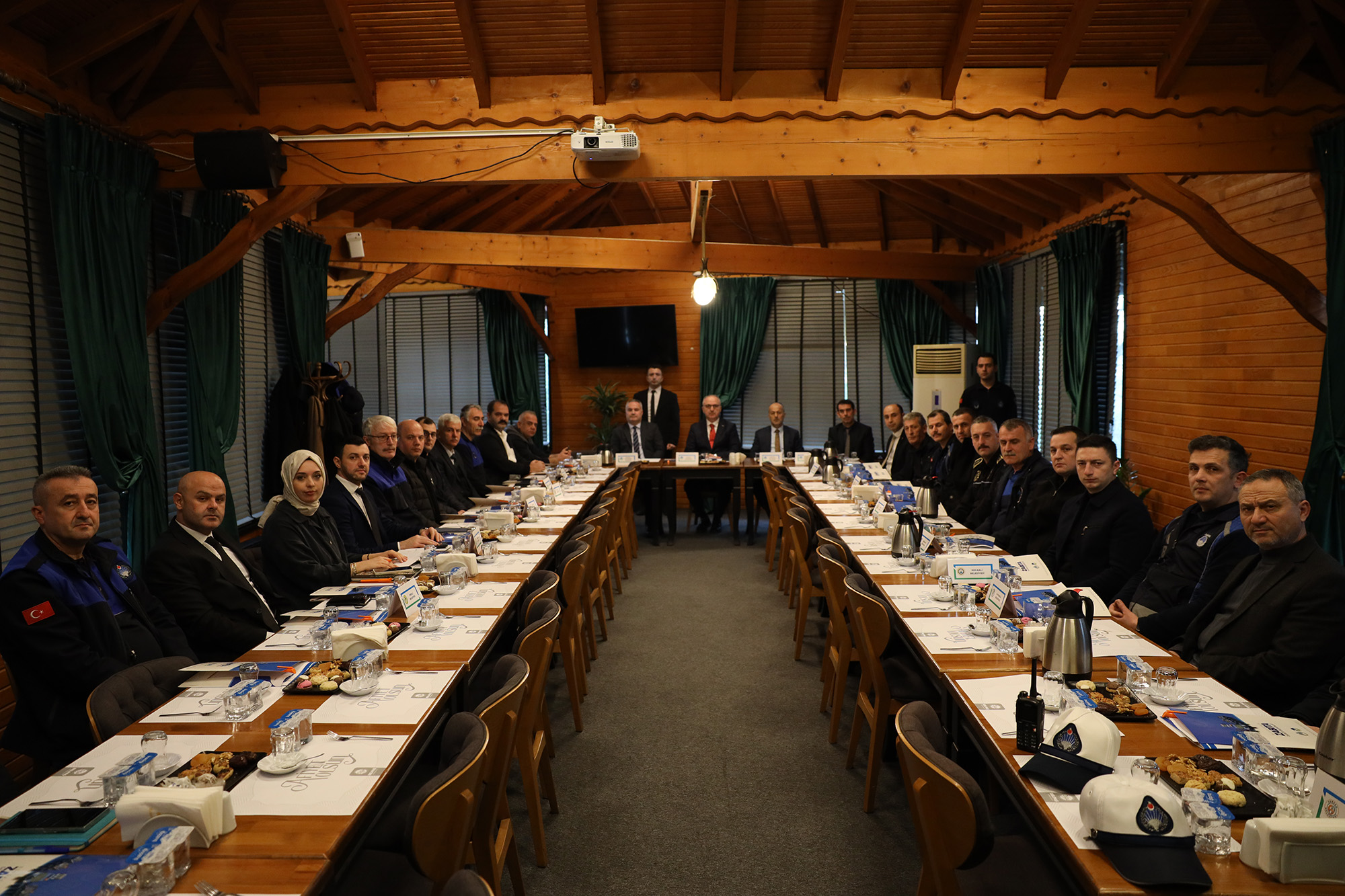 Büyükşehir vatandaşın ‘huzuru’ için 16 ilçedeki Ramazan planını belirledi