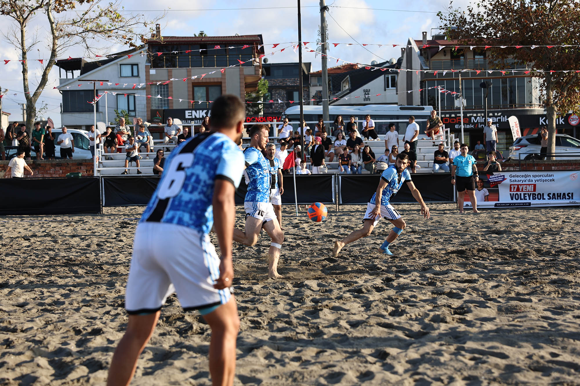 Kocaali Sahili’nde futbol şöleni kupayla noktalandı