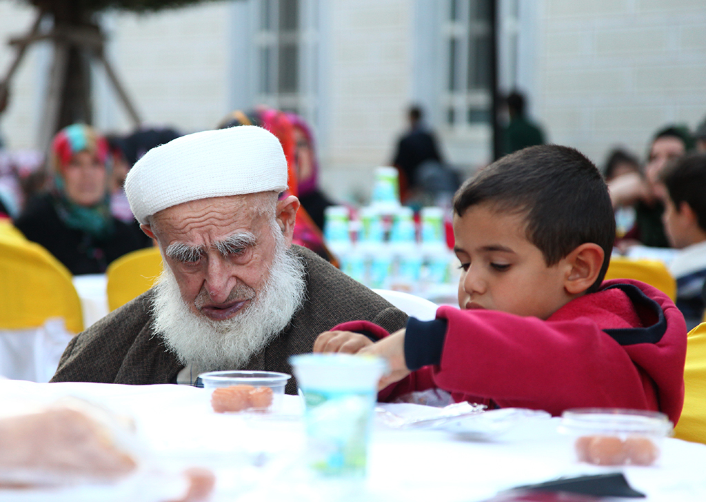 Kocaali’de Kardeşlik Sofraları Kuruldu