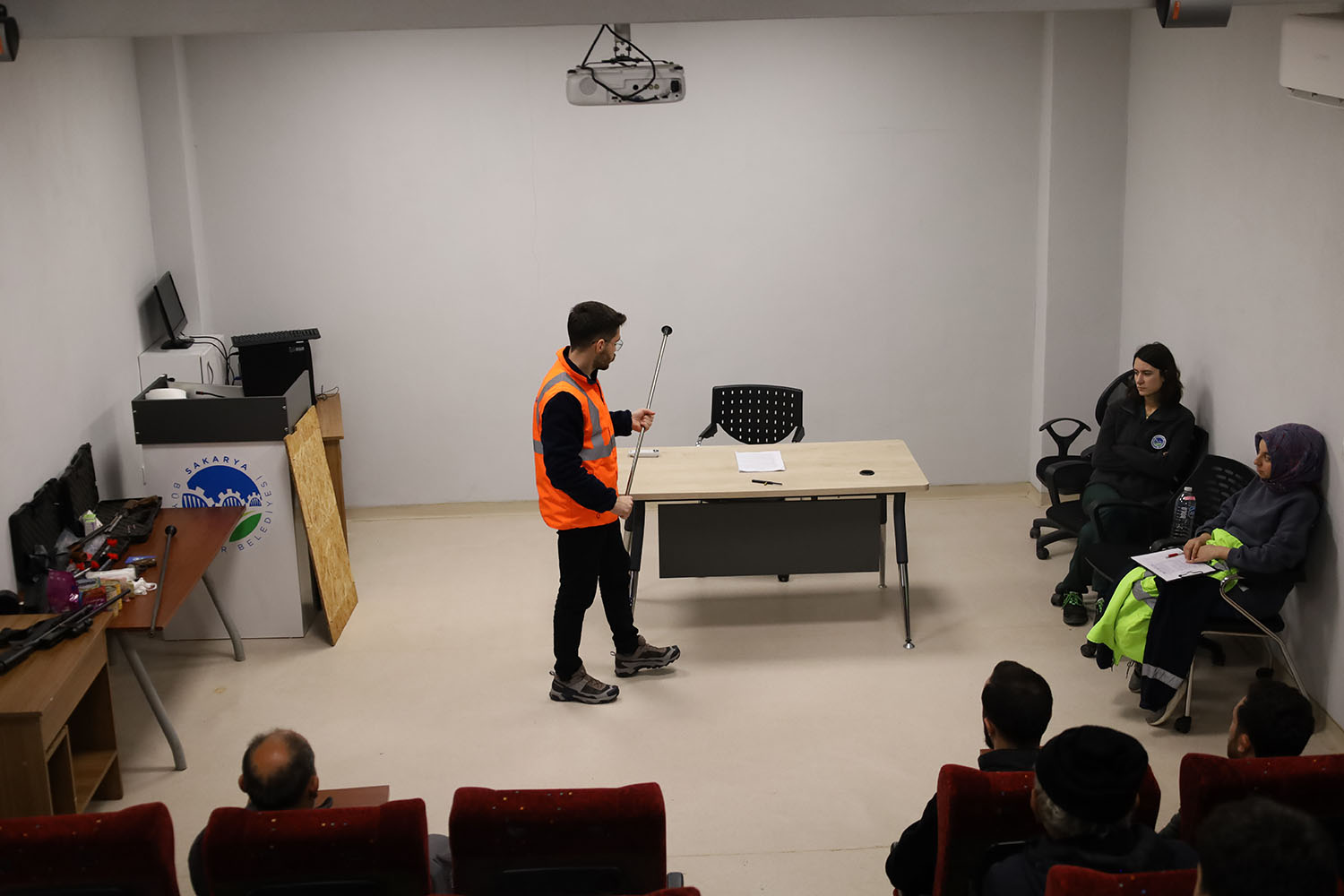 Büyükşehir’den sokak hayvanları için güvenli müdahale eğitimi 