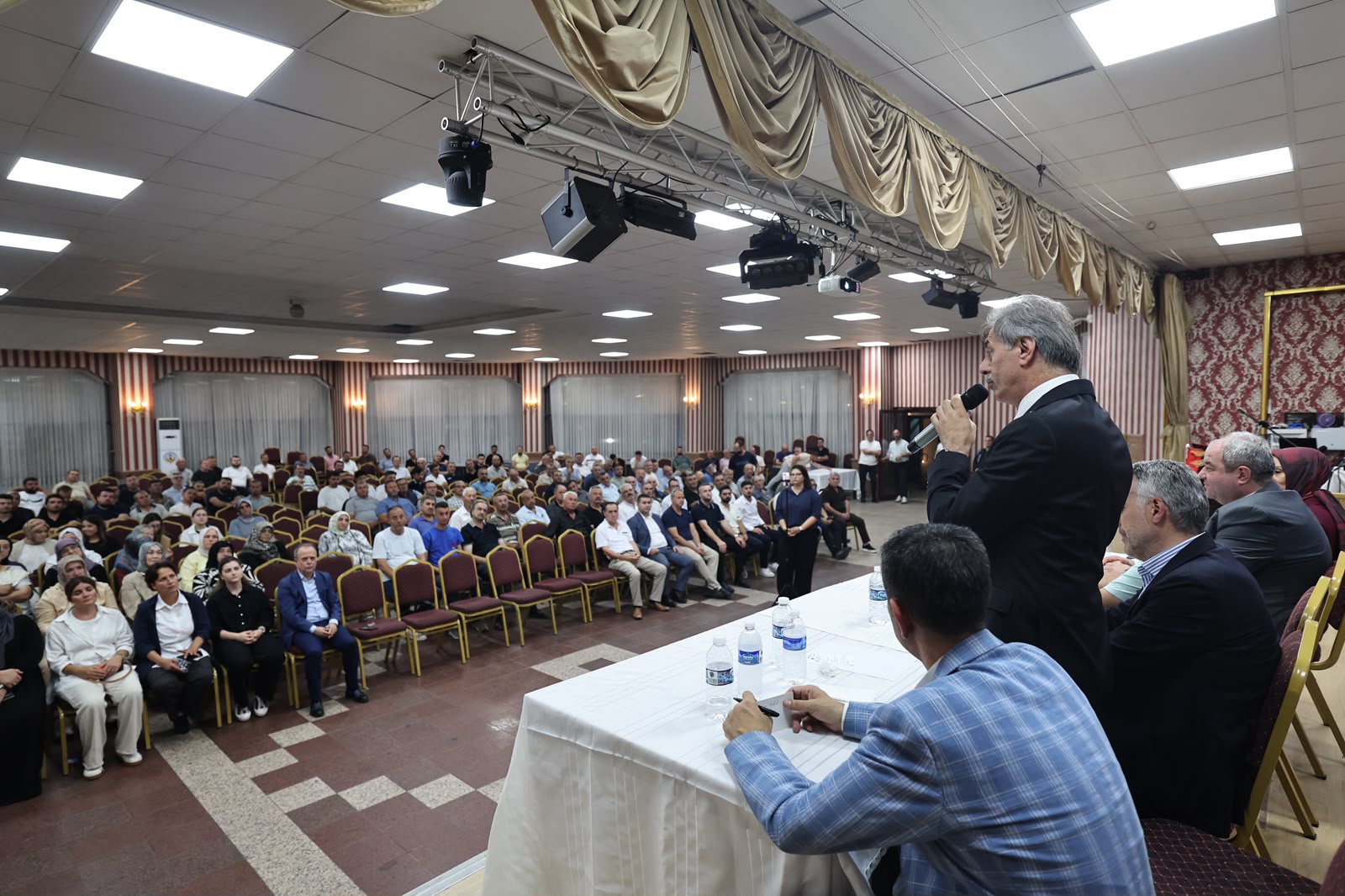 “Pamukova’nın geleceğine eser ve hizmetlerimizle değer katıyoruz”