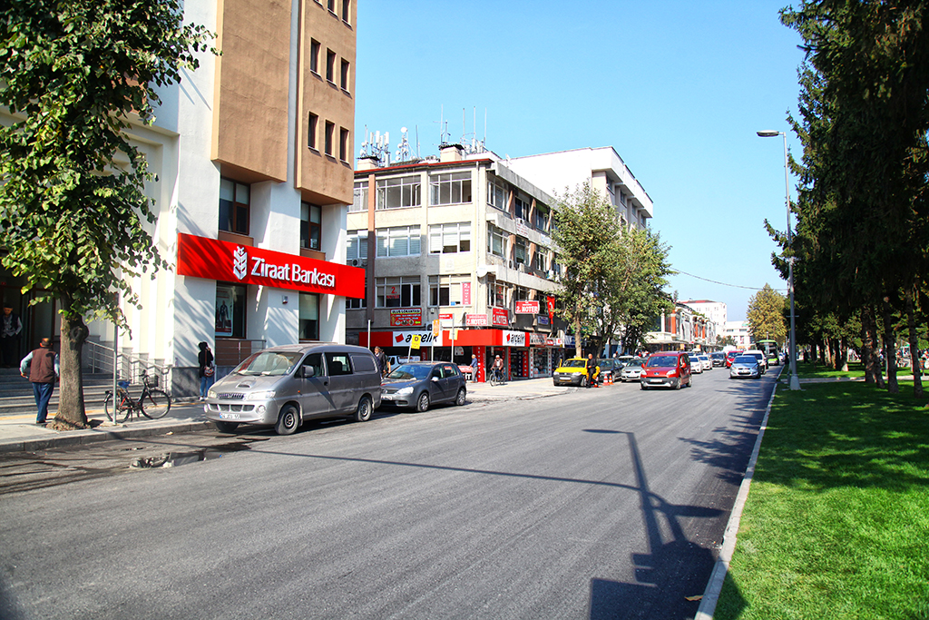 Atatürk Bulvarı Yenilendi