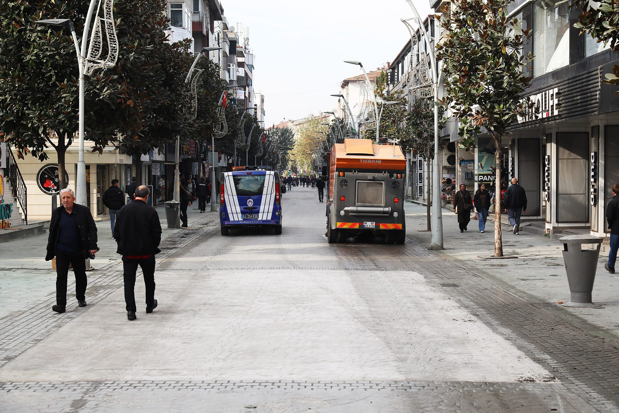 Çark Caddesi binlerce misafirini yeni yüzüyle ağırlıyor