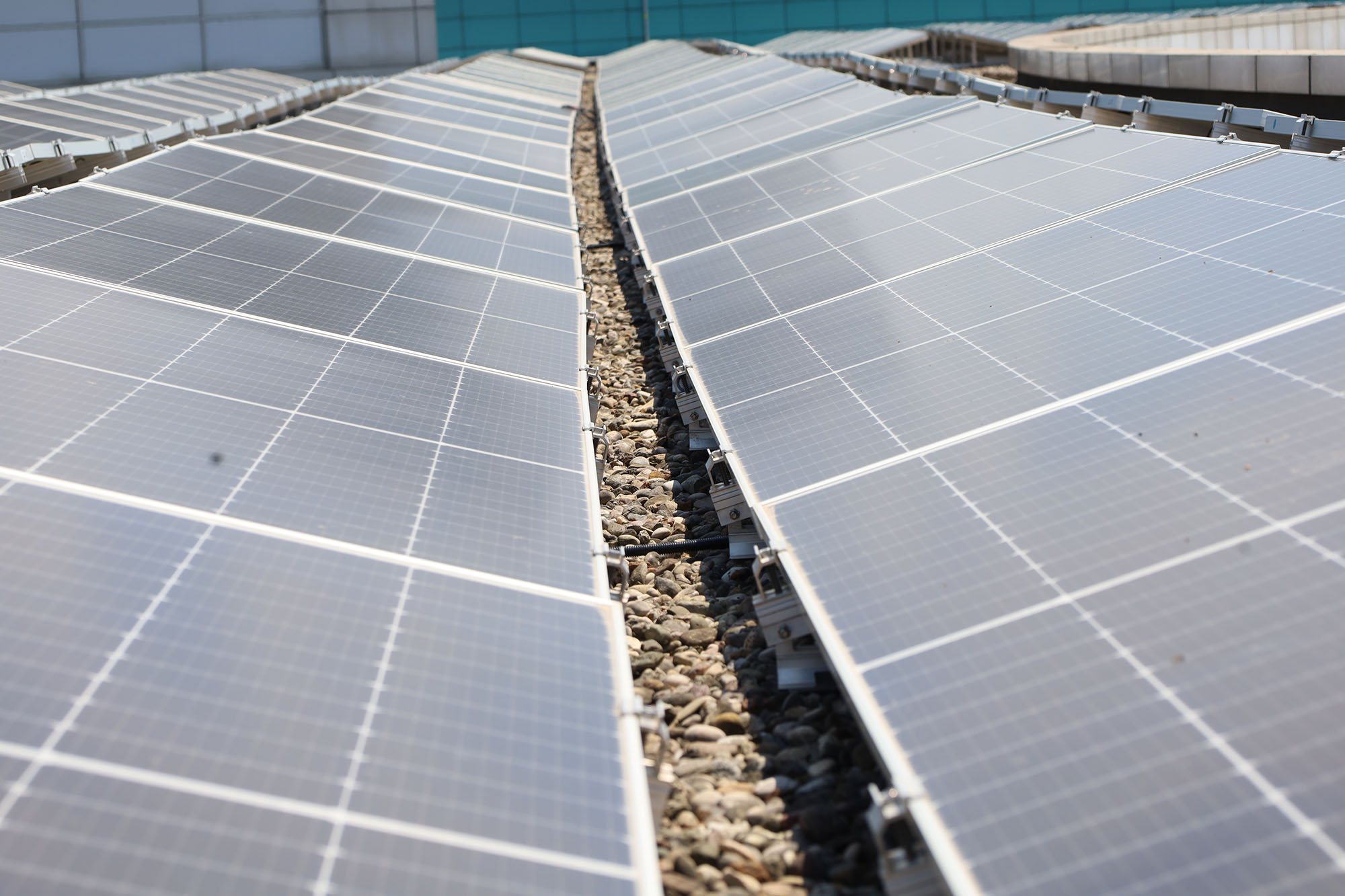 Sakarya’nın ilk çatı GES projesinde tam kapasiteyle enerji üretimi başladı