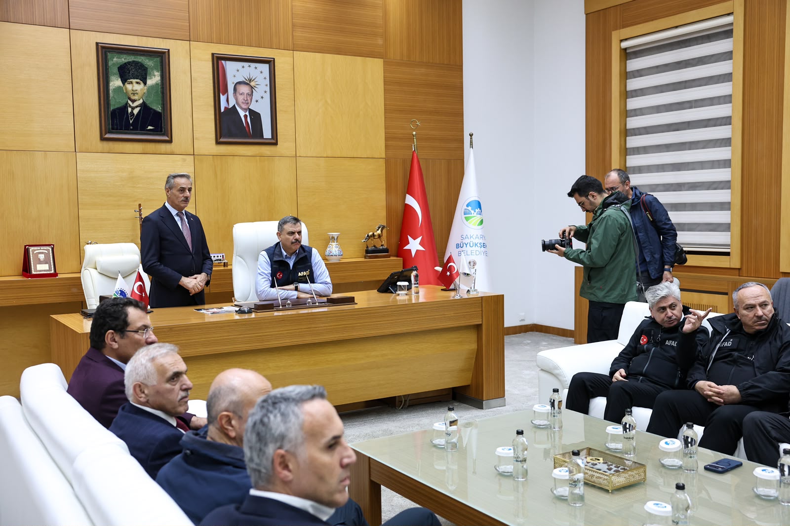 “Devletimizin tüm imkanlarıyla Sakarya’da afetin izlerini sileceğiz”