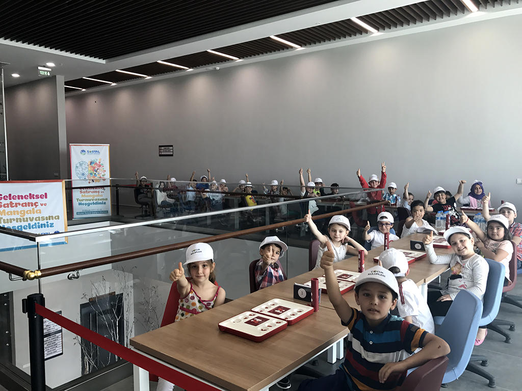 Satranç ustaları bu turnuvada yarıştı