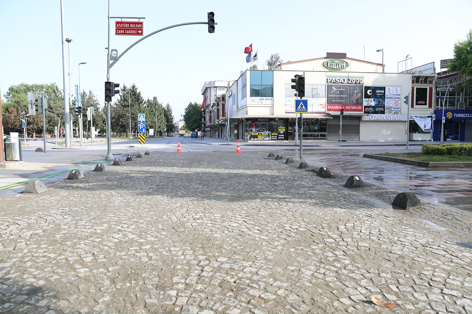 Bankalar caddesinin o kısmı yenilendi