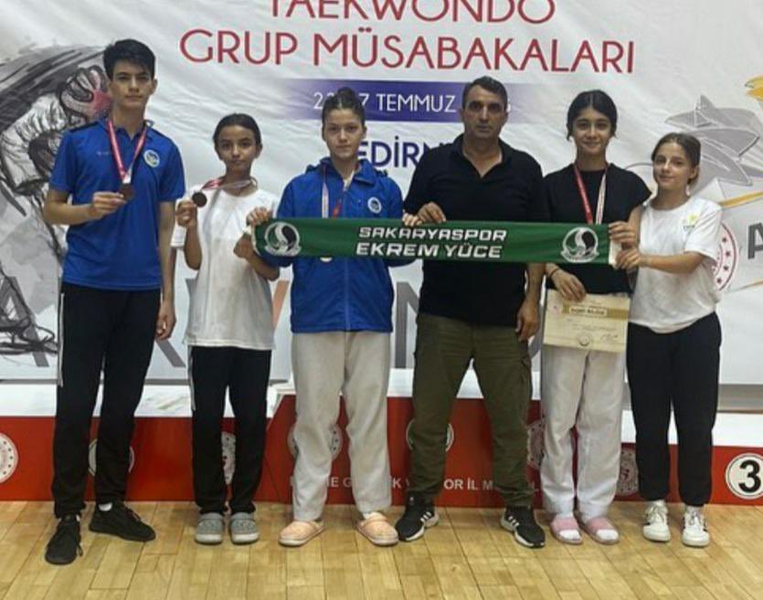 Büyükşehir’in taekwondo sporcuları yarı finalde