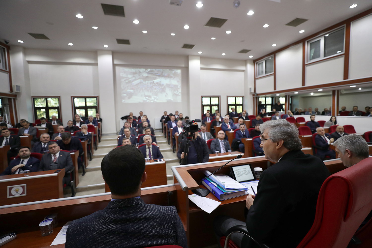 Hastane bölgesinde parklanmaya katlı çözüm