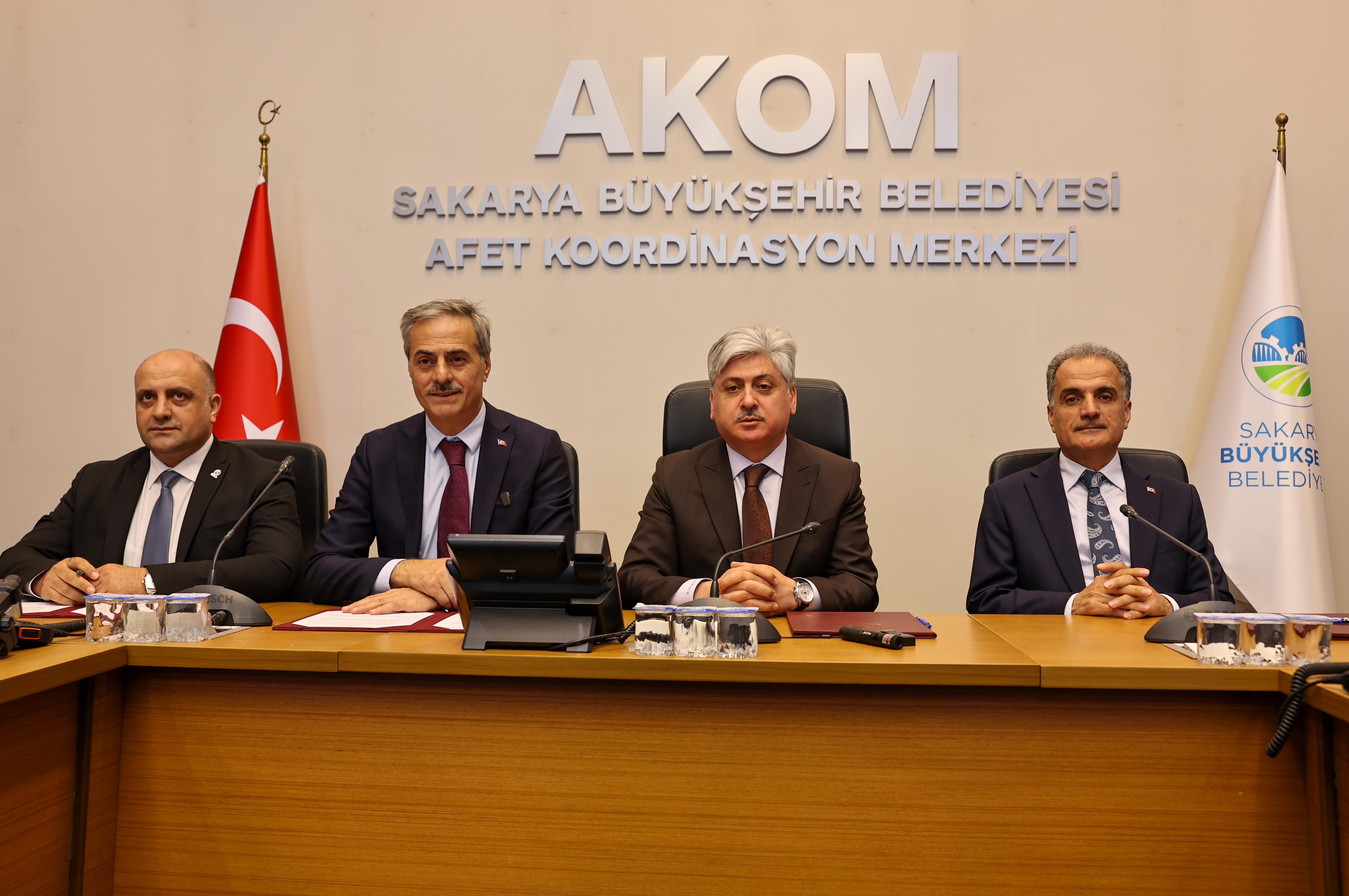 Kahverengi kokarca kabusuna karşı mucize buluş Sakarya’da Çiftçiler Günü’nde üreticiyle buluştu