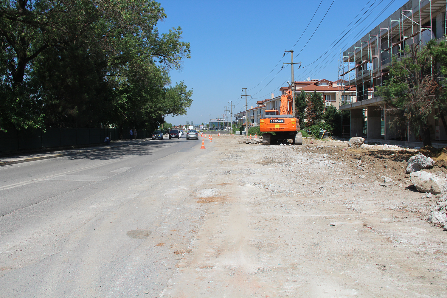 Yazlık Caddesi’nde genişletme çalışmaları başladı