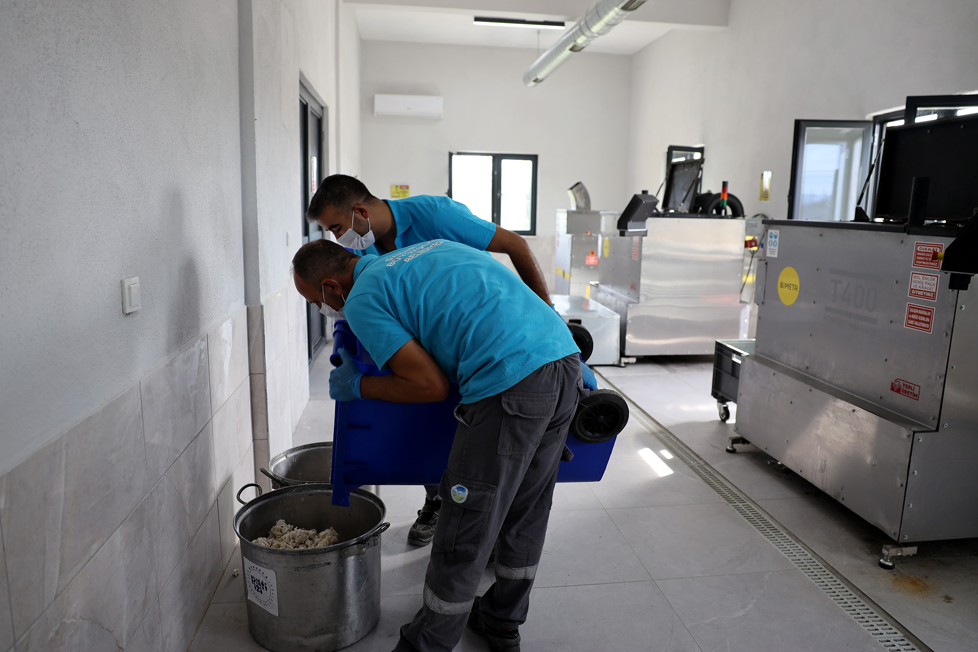 Doğal Yaşam Kampüsü’nde yemek atıkları mamaya dönüşüyor