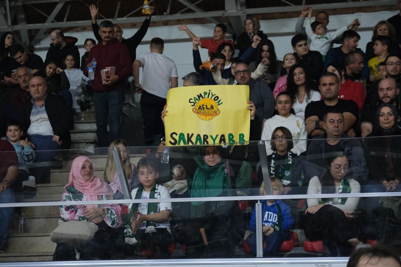 Büyükşehir Basketbol Play-Off’ta sahne alıyor: Çeyrek Finalde Çiftlikköy’ü ağırlıyor