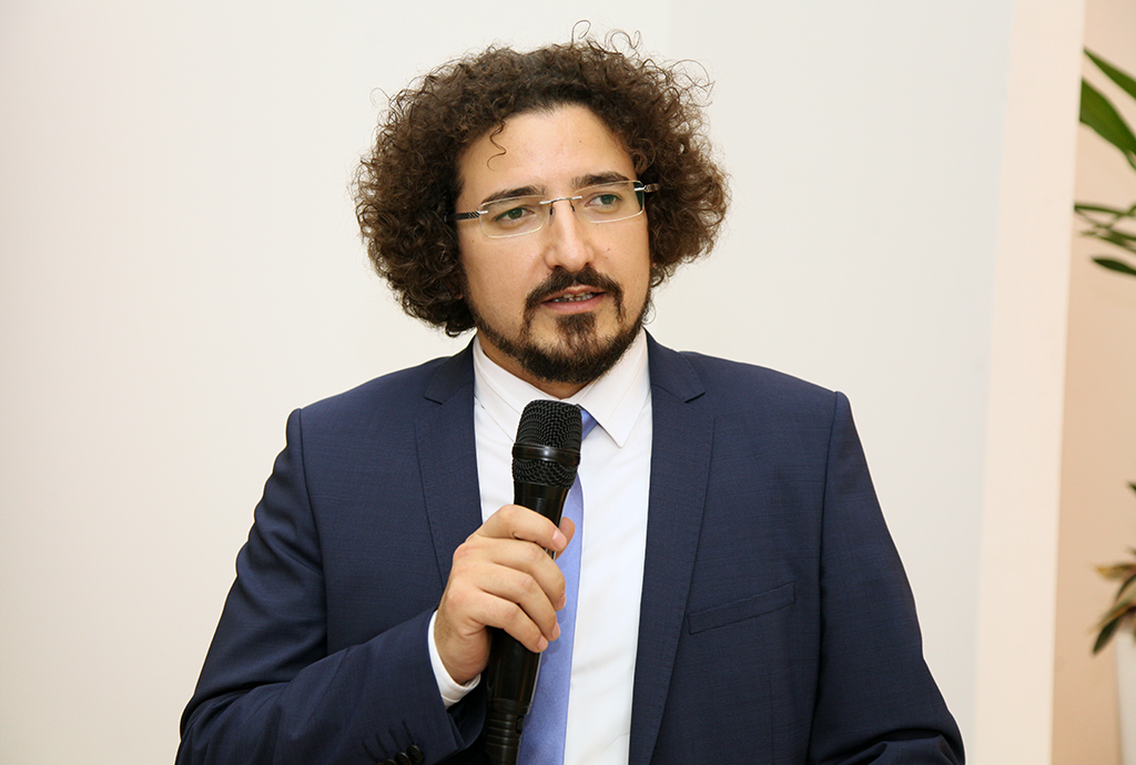 Galeri’de Hat Sergisi Açıldı