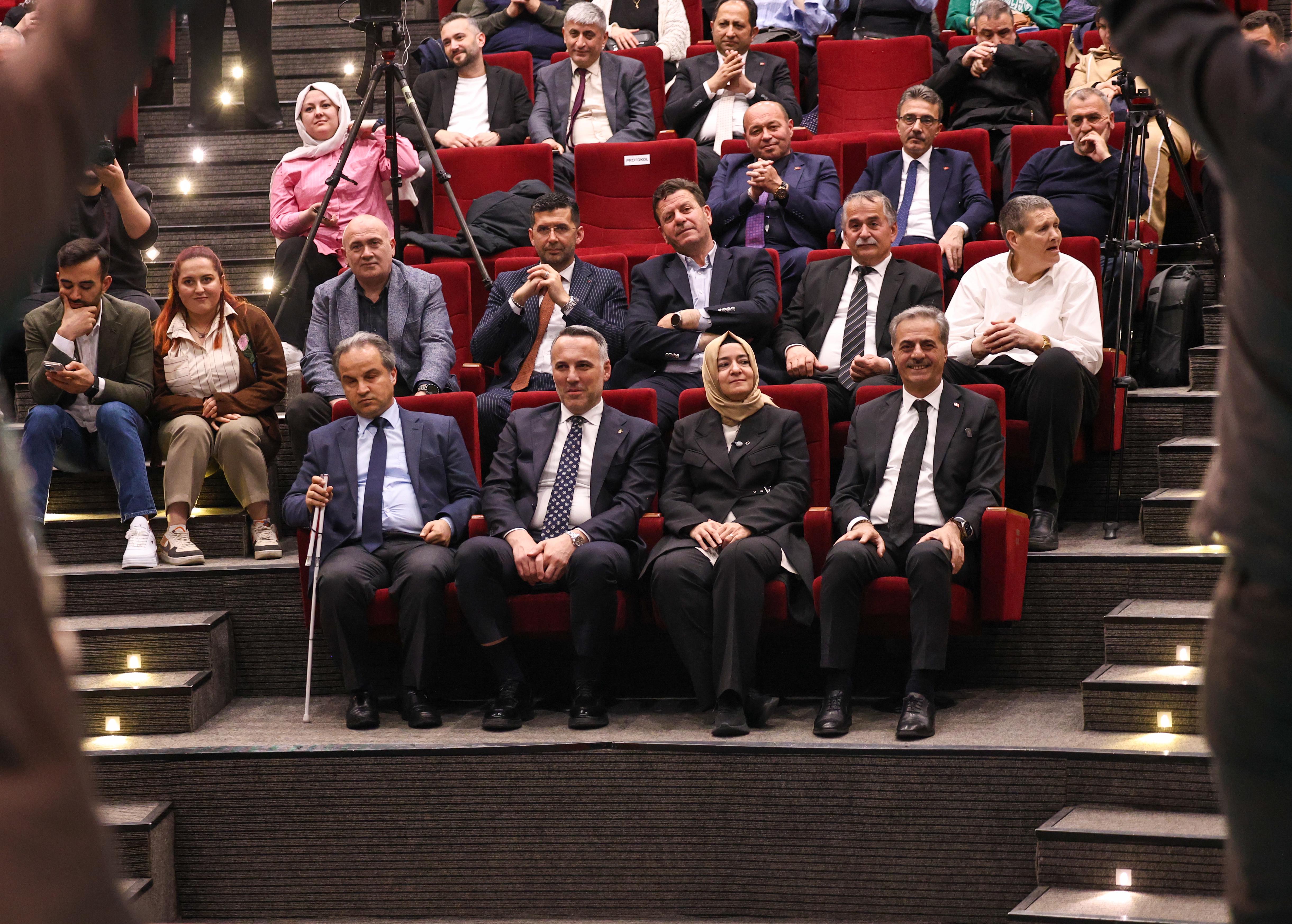 Cumhurbaşkanı Erdoğan'dan ödül alan projeyle Sakarya'da ulaşımda engeller kalktı: “Engelsiz bir şehir için gayretle çalışıyoruz”