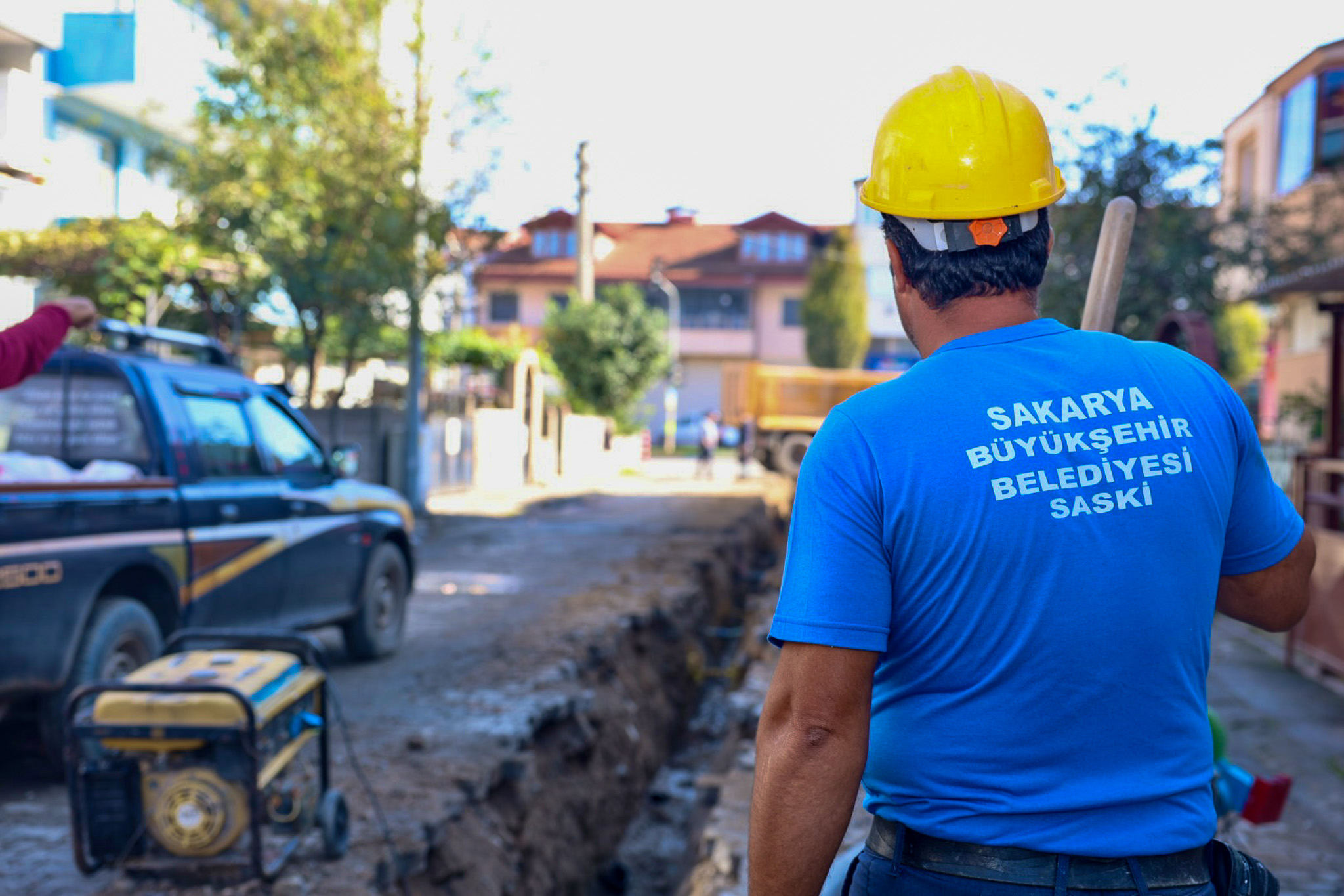 Söğütlü’nün 25 kilometrelik altyapısı için ilk adım tamam