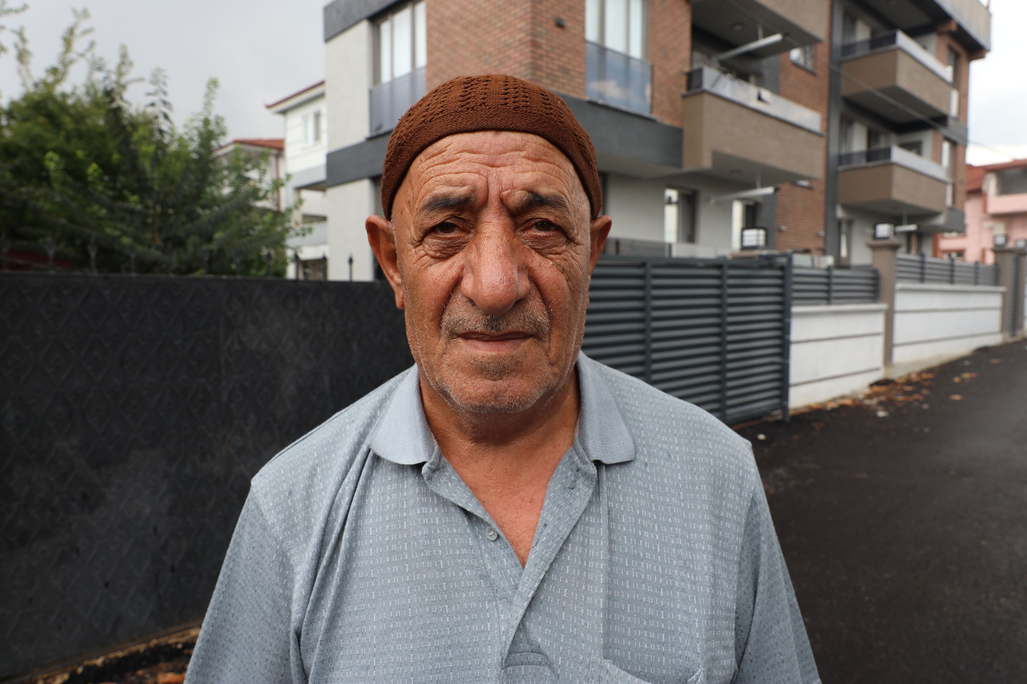 Erenler’de 19 sokağın altyapı ve üstyapısına Büyükşehir eli