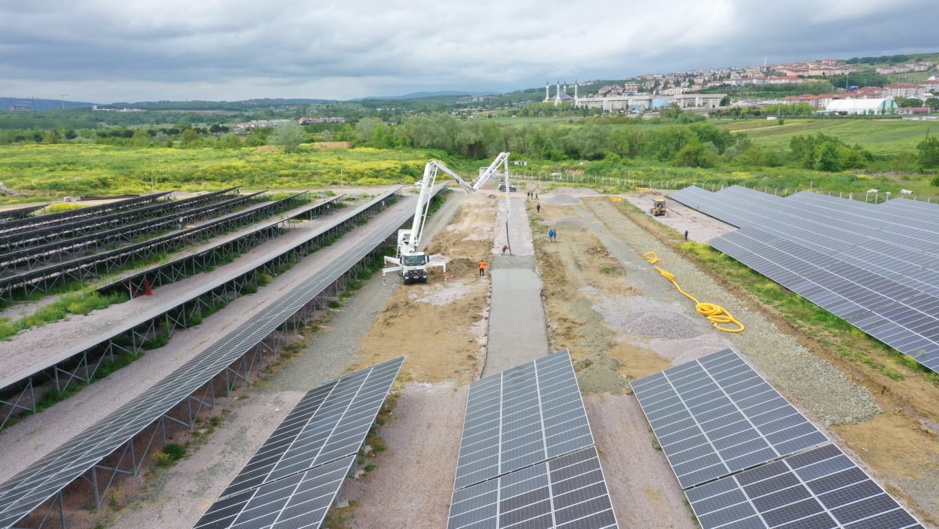 Şehrin yeni enerji kaynağı Karaman GES için son paneller kuruluyor