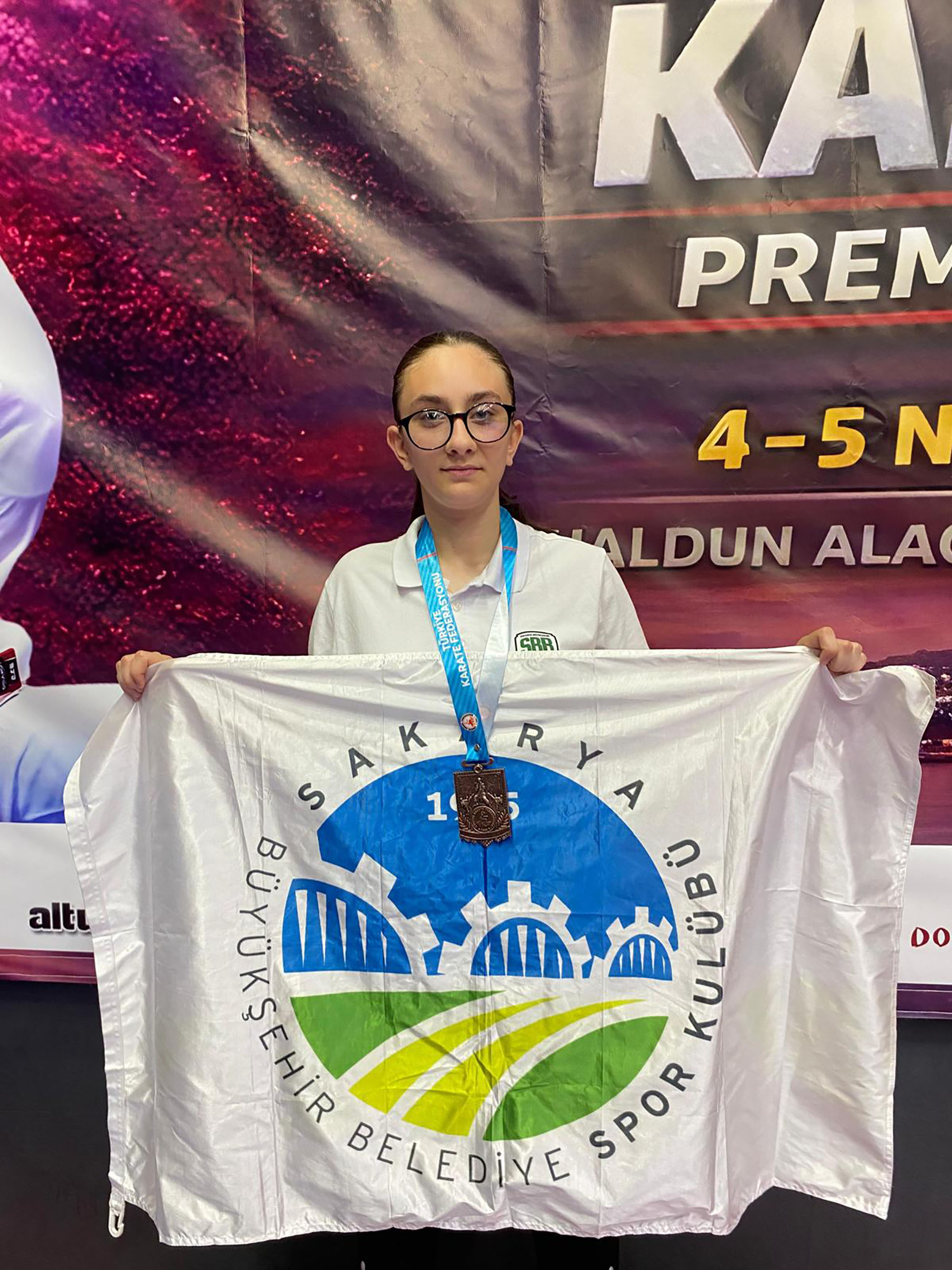 Büyükşehirli sporculardan madalya yağmuru: 3 branşta zirve