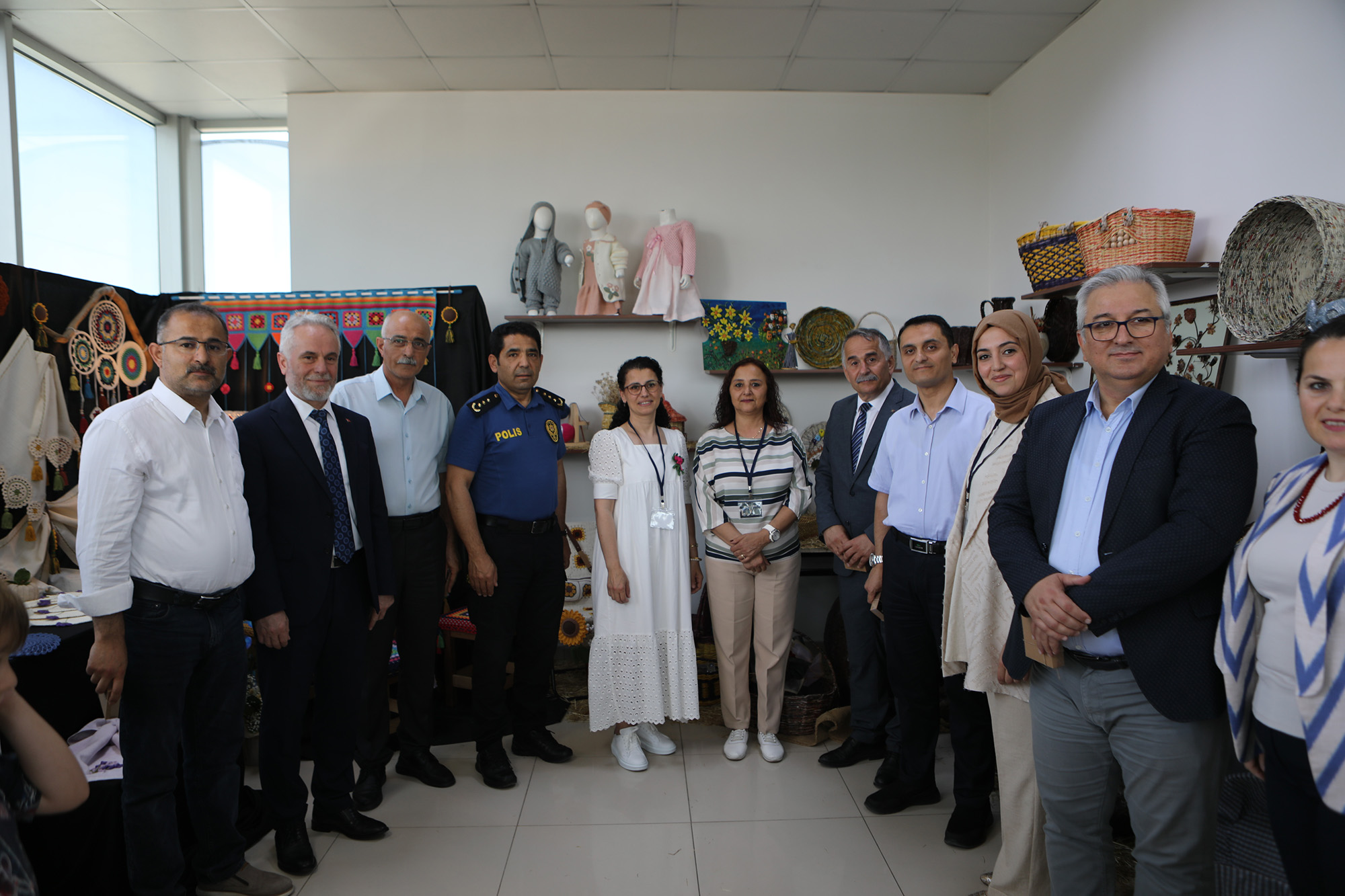 Arifiye SAMEK’te yılsonu heyecanı: Sanat ve emek bu sergide buluştu