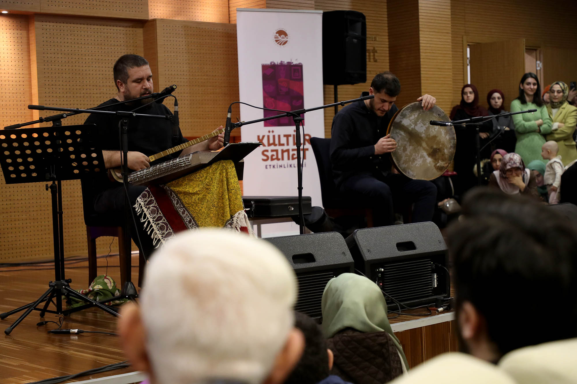 Santurun ustası Sedat Anar Sakarya’da müzikseverleri ‘Şeyh Galip’ tınılarıyla büyüledi