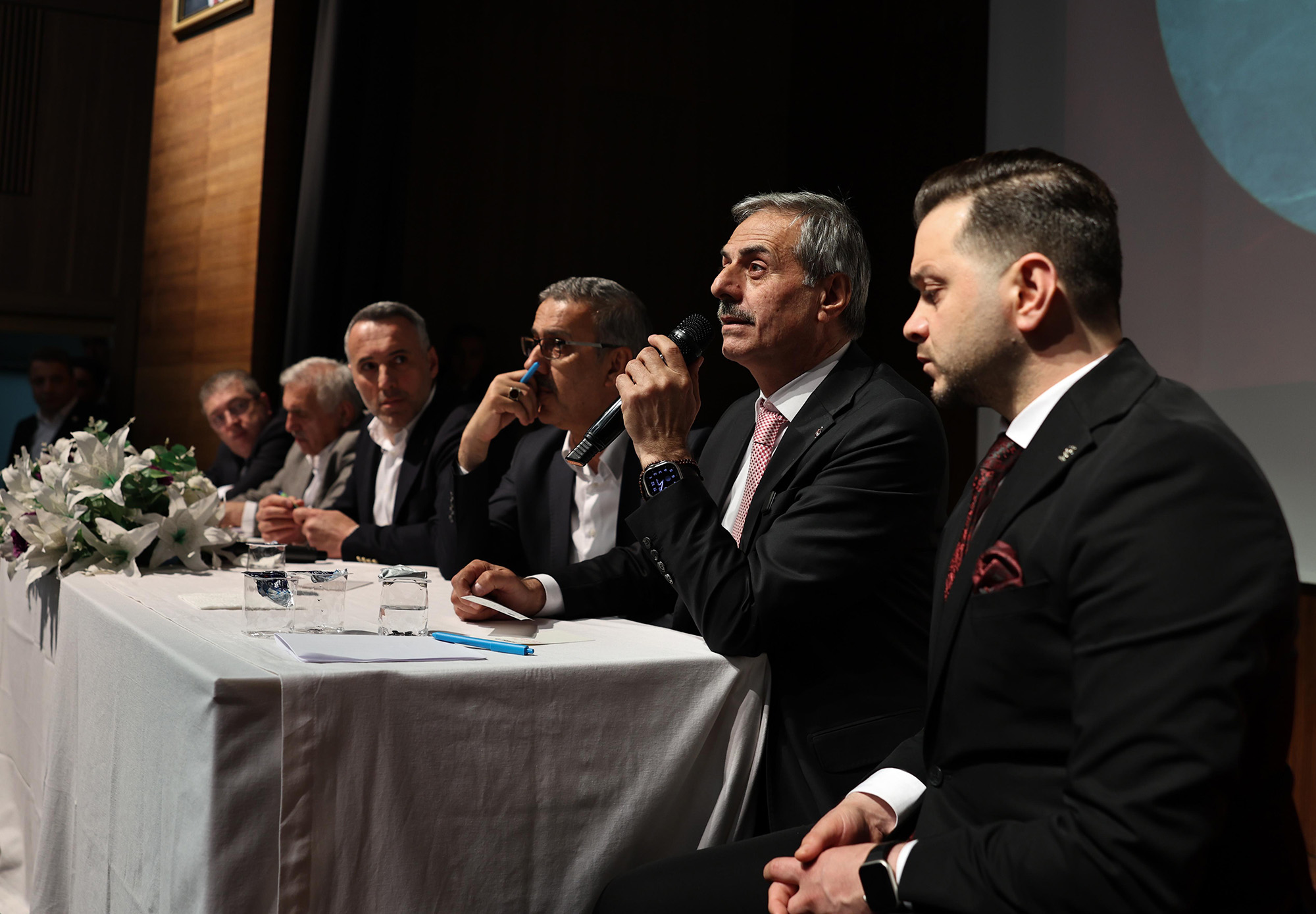 “Yanık’tan başlayacak 6 kilometrelik yaşam alanı için ihaleye çıkıyoruz”