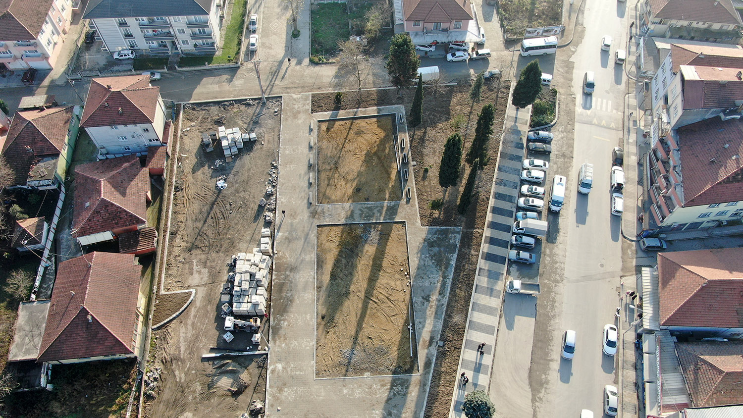 Büyükşehir Arifiye’nin çehresini değiştiriyor