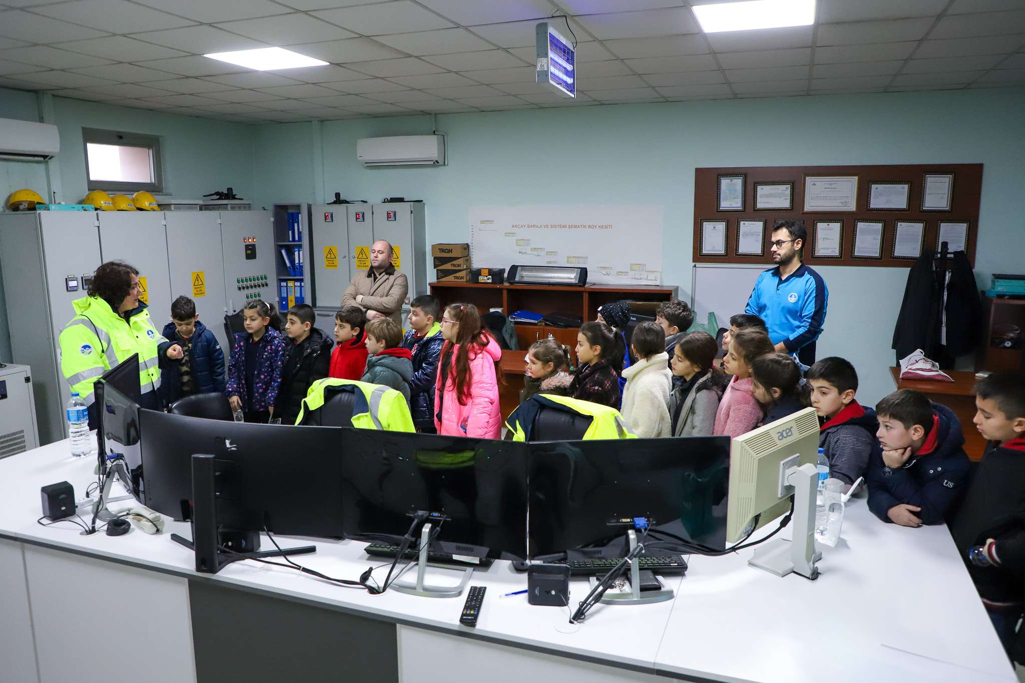 Yenilenebilir enerji ve bilinçli su tüketimi gelecek nesillere aktarıldı