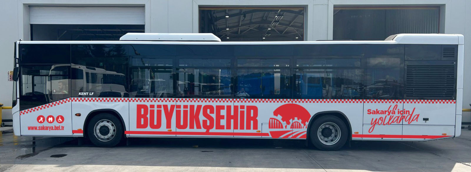 Büyükşehir 23 yeni otobüsü filosuna kattı: Eylül ayında hizmete başlıyor