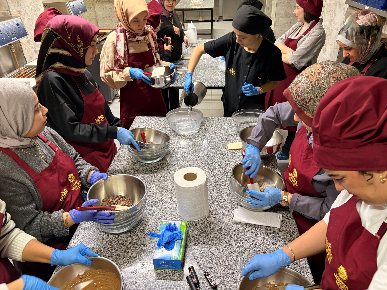 Büyükşehir’in kadınlara yönelik çikolata ve kahve atölyesi tamamlandı