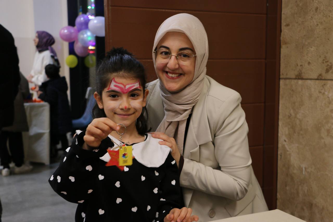 “Çocukça Ramazan Şenliği” coşkulu finalini Akyazı’da yaptı