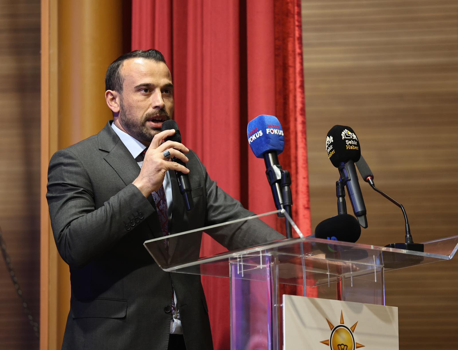 Yusuf Alemdar’dan Serdivan’da tarihi eşik olacak ‘Raylı Sistem’ açıklaması: “İlçeye yepyeni bir ulaşım aksı geliyor”