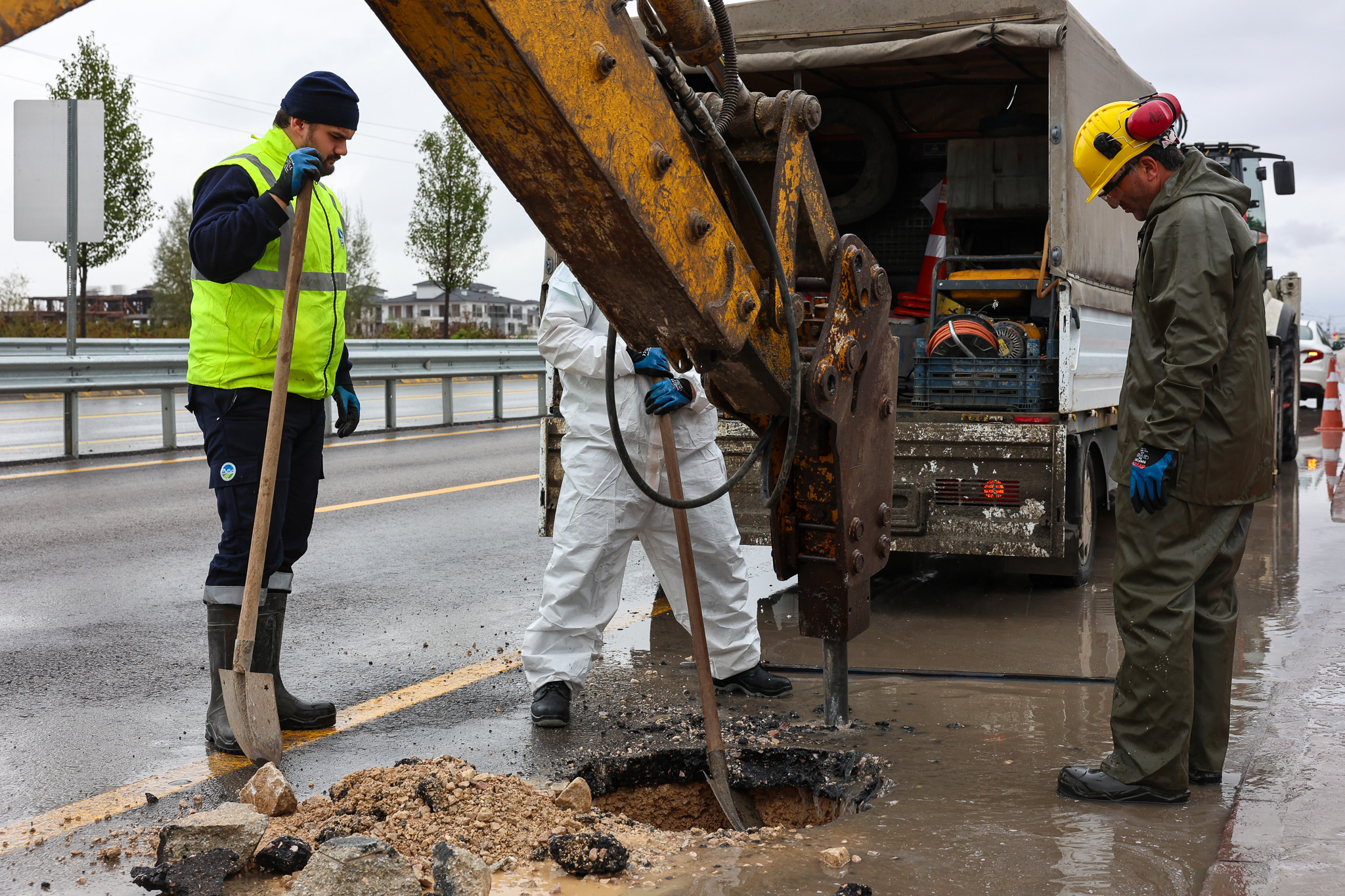 SASKİ’den yoğun yağışa hızlı müdahale